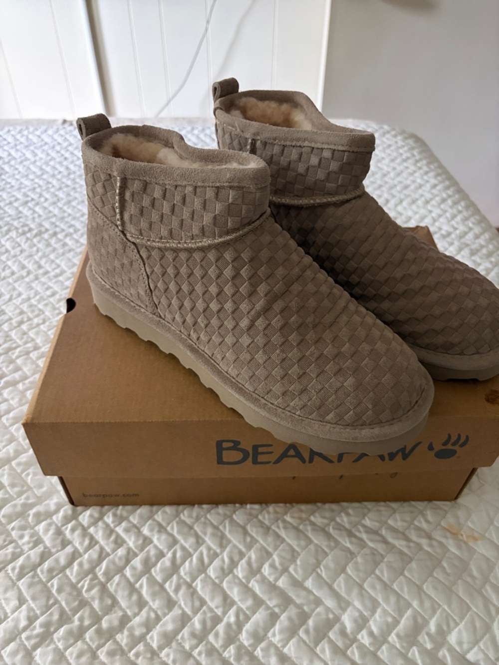BearPaw Taupe Quilted Suede Ankle Booties (New) 8.5